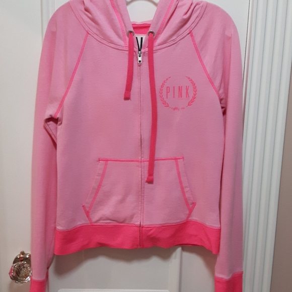 2 for 30! 🛍️ PINK sweater